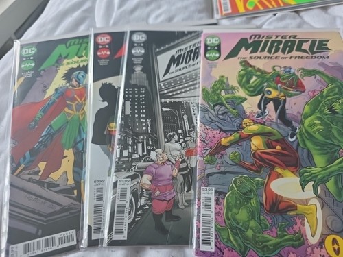 Mister miracle the source - mister,