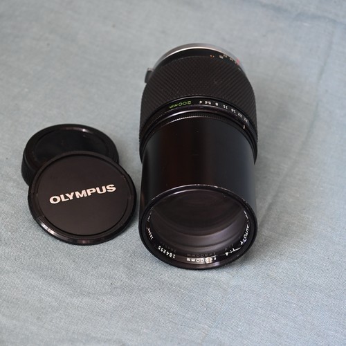Olympus zuiko 200mm f - mc, f/4