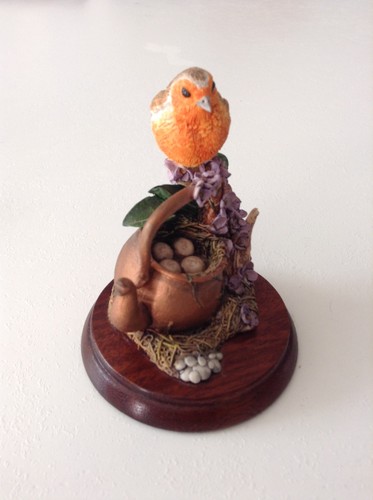 Border fine arts robin nest - &,