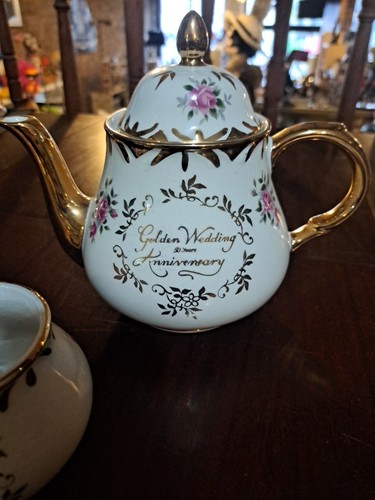 Arthur wood golden wedding - wood,