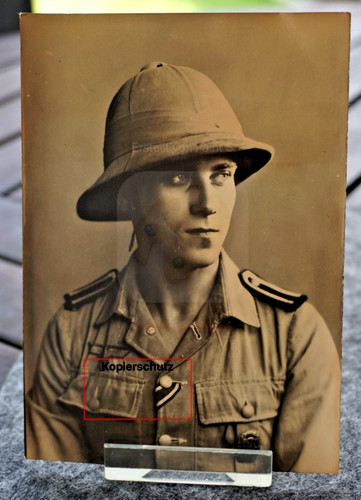 Tropical helmet portrait - 2,