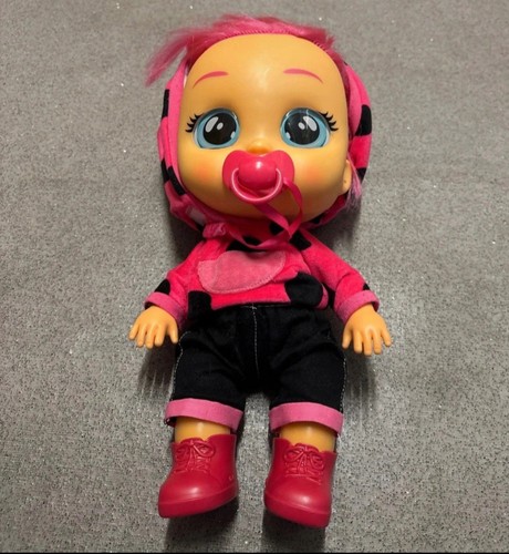 Cry baby - cry,