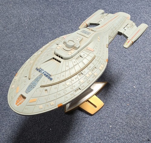 Star trek voyager s - star,