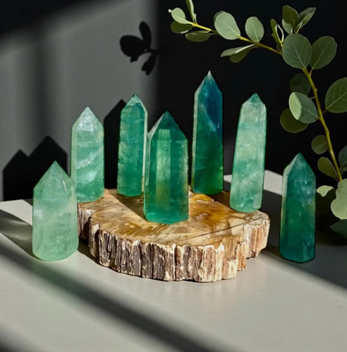 Green fluorite tower healing - green, tower: