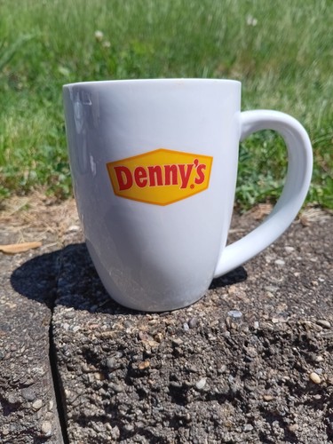 Denny restaurant coffee mug - denny's,