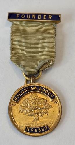 Masonic founder jewel - founder, 1946
