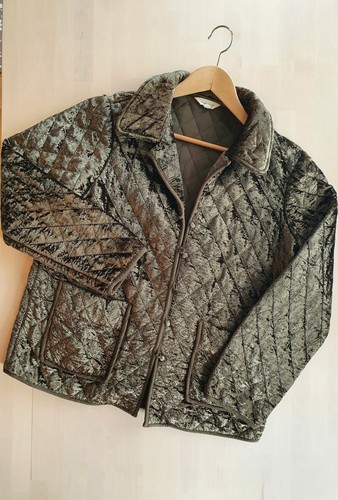 East size green velvet - east, m