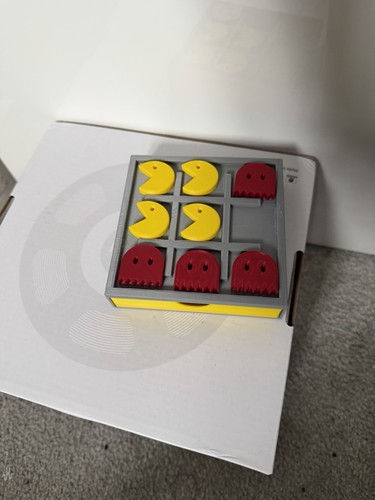 Tic tac toe game pac - tac,