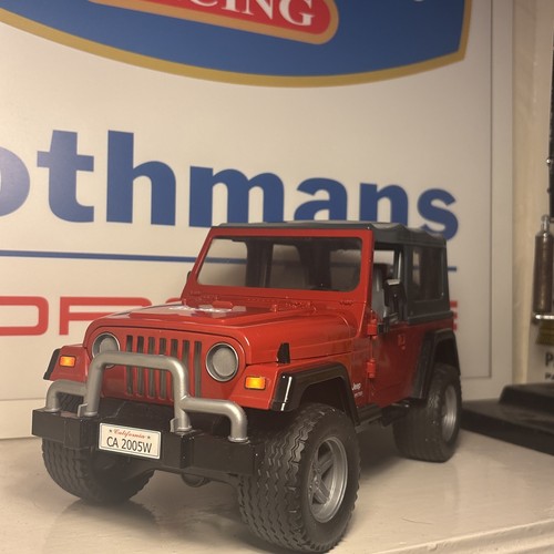 Bruder jeep wrangler - 1/16,