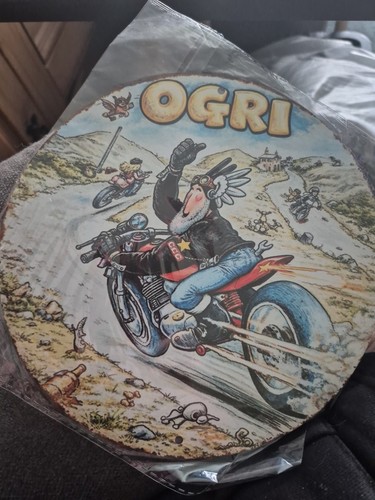 Ogri biker hanging - plaque, man