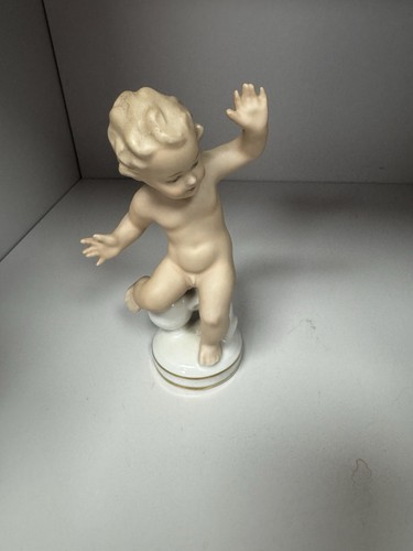 Porcelain figurine germany - figurine,