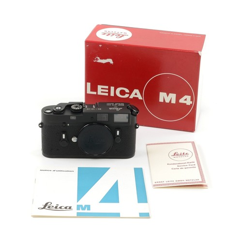 Leica black chrome box - black, +