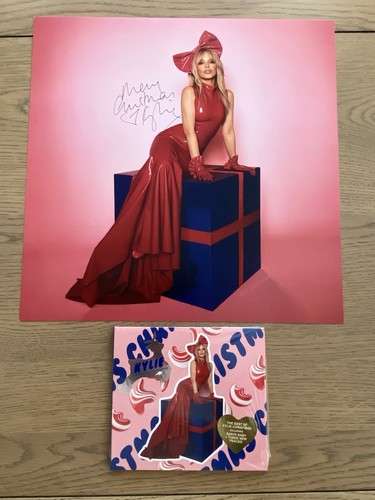 Kylie minogue autographed - kylie, hand
