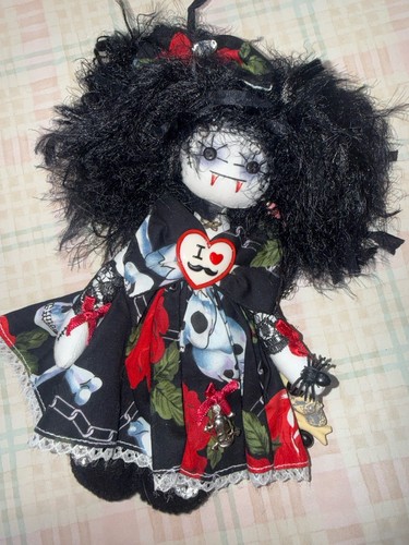Artist hand made gothic girls - artist,