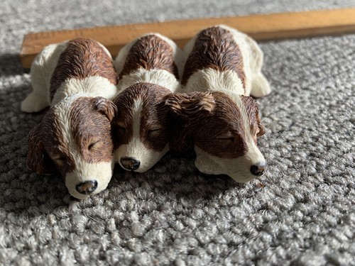 Sherratt simpson figurine - &,