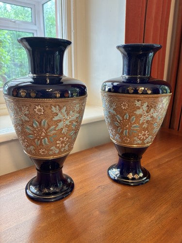 Large antique royal - 2,
