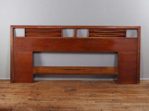 Mid century modern - modern, king