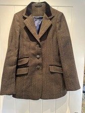 shires green tweed showing