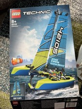 LEGO Technic Catamaran 42105