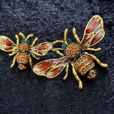 Double Bee Brooch Vintage
