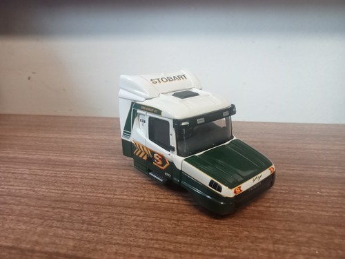Corgi modern truck heavy - modern,