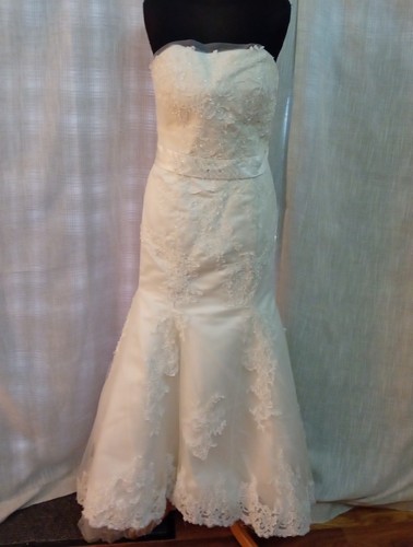 Wedding dress size ivory - dress,