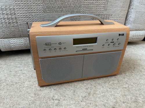 Portable dab clock radio - clock,
