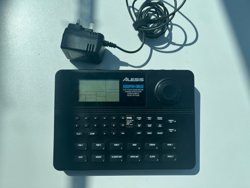 Alesis drum machine with - alesis,