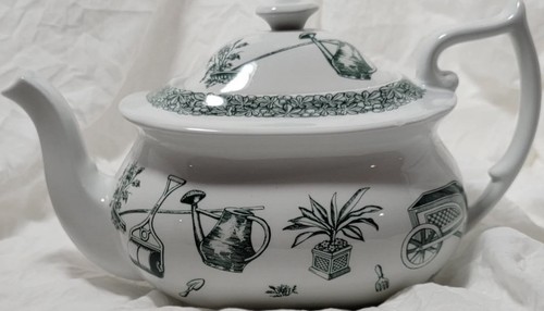 Spode gardening green tea pot - gardening,