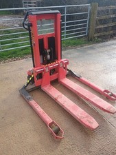 Manual Pallet Stacker 1000kg