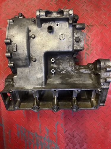 Kawasaki zxr400 crankcases - kawasaki,