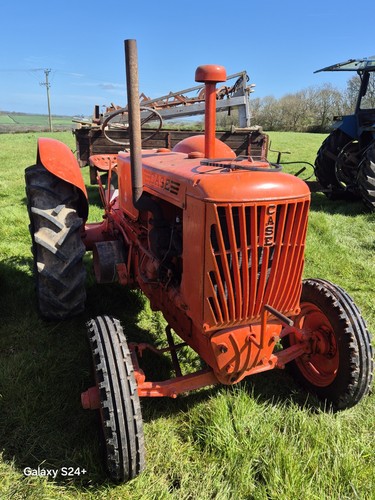 Vintage 1938 case - vintage, r