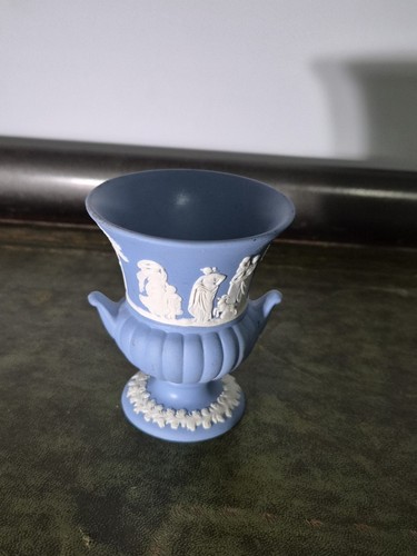 Wedgwood blue jasperware urn - wedgwood,