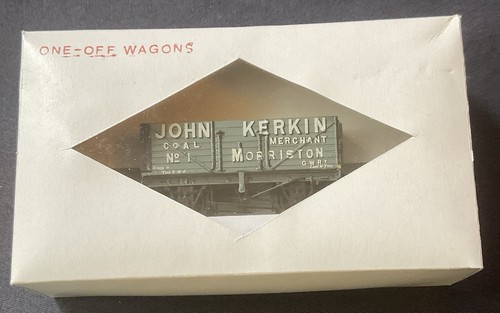 Dapol one off wagons - off,