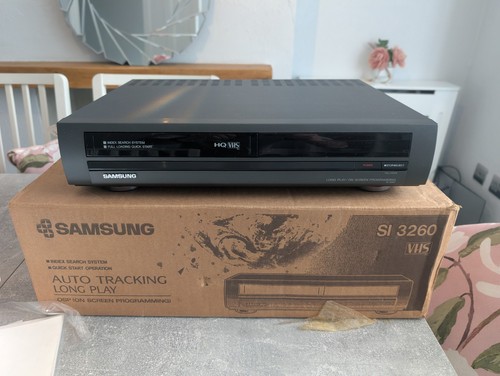 Samsung 3260 vhs video - hq,