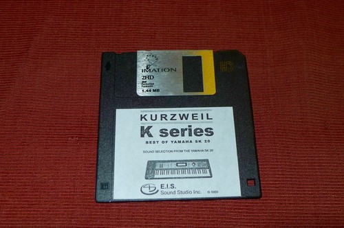 Floppy with yamaha sk20 - floppy, sk