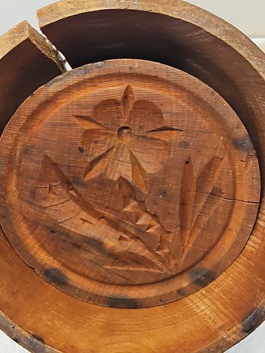 Antique primitive wooden - antique,