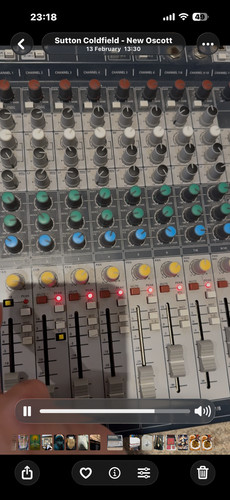 Soundcraft signature mixer - signature,
