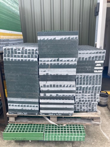 Non slip grp grating - non,
