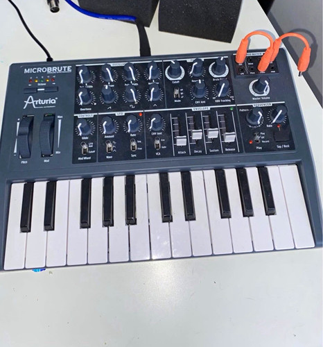 Arturia microbrute key - arturia, 25-key
