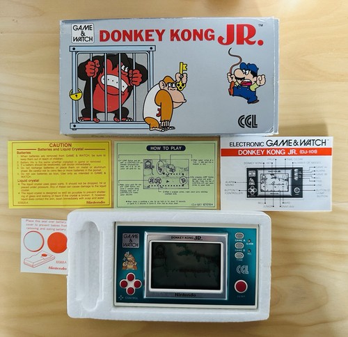 Nintendo game watch - nintendo,
