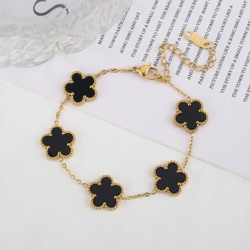 18k gold plated white clover - gold,
