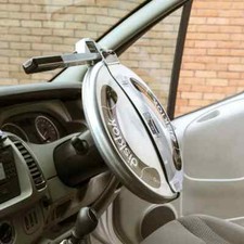 SMALL SILVER DISKLOK CAR