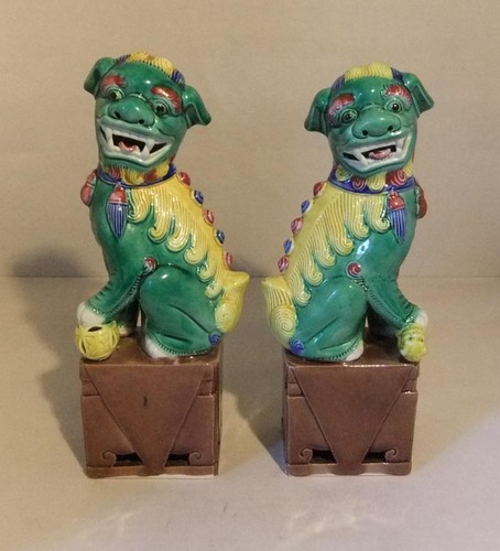 Pair chinese porcelain dog - pair,