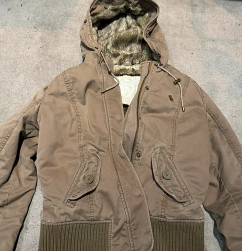 Abercrombie fitch brown - &,