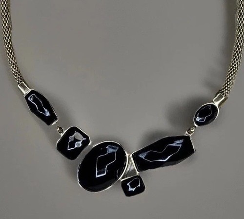 Statement retro chain - retro,