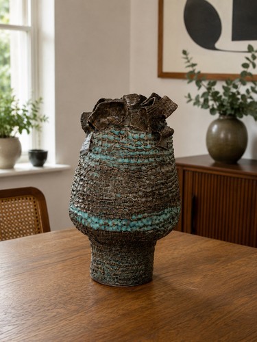 Large studio pottery - large,