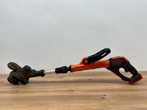 Black and decker strimmer - black,