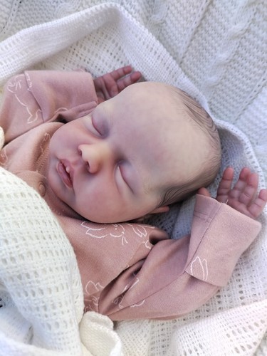 Beautiful hand painted reborn - hand,