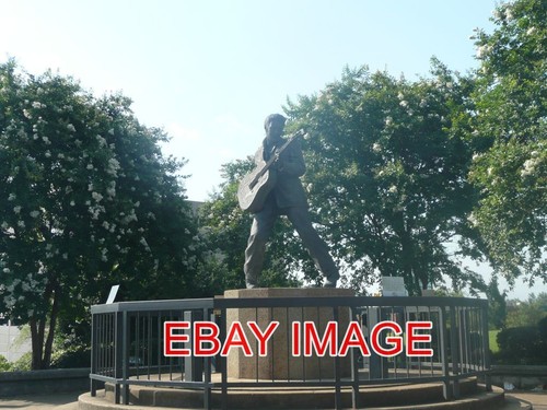 Photo memphis statue elvis - , of